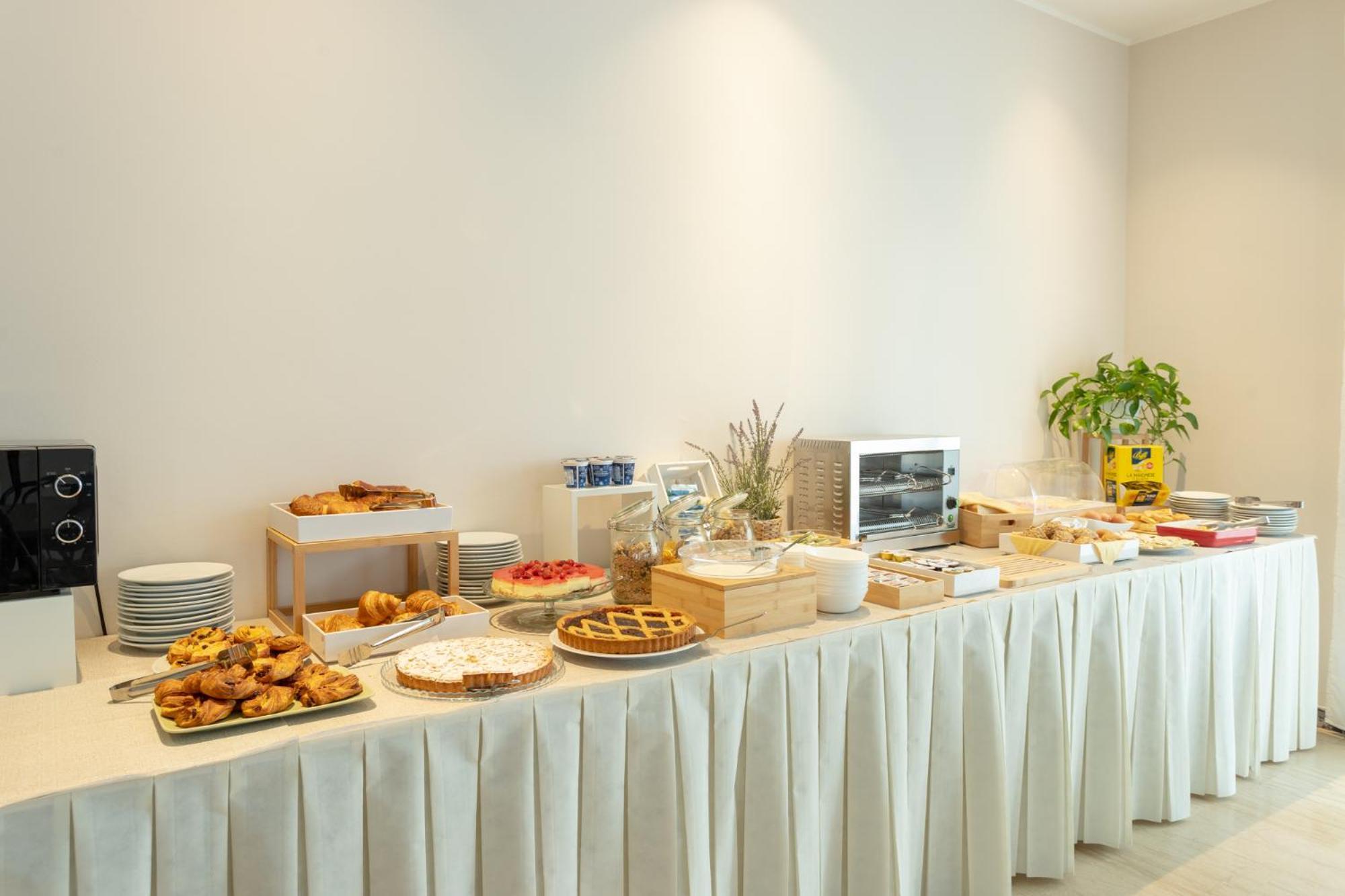 רימיני Hotel Katina מראה חיצוני תמונה